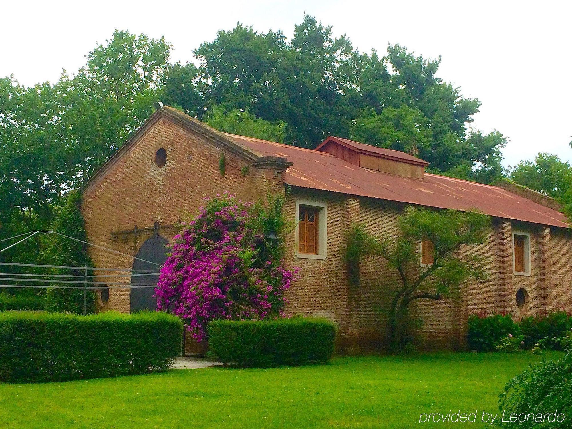 Estancia Monte Viejo Brandsen Exterior photo